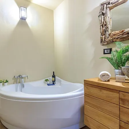 Cascina Liebe With Sauna In Monferrato - Happy Villa
